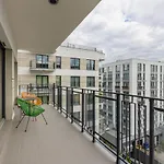 Beautiful & Spacious With Gym And Terrace By Renters Prestige Apartment