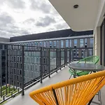 Apartment Beautiful & Spacious With Gym And Terrace By Renters Prestige Warschau