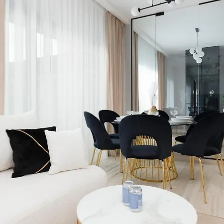Apartment Beautiful & Spacious With Gym And Terrace By Renters Prestige Warsaw
