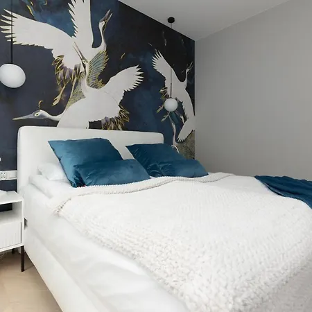 Beautiful & Spacious With Gym And Terrace By Renters Prestige Apartment Warsaw