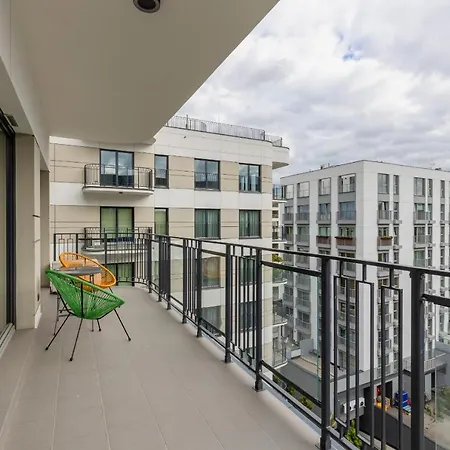 Beautiful & Spacious With Gym And Terrace By Renters Prestige Appartement