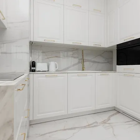 Apartment Beautiful & Spacious With Gym And Terrace By Renters Prestige *